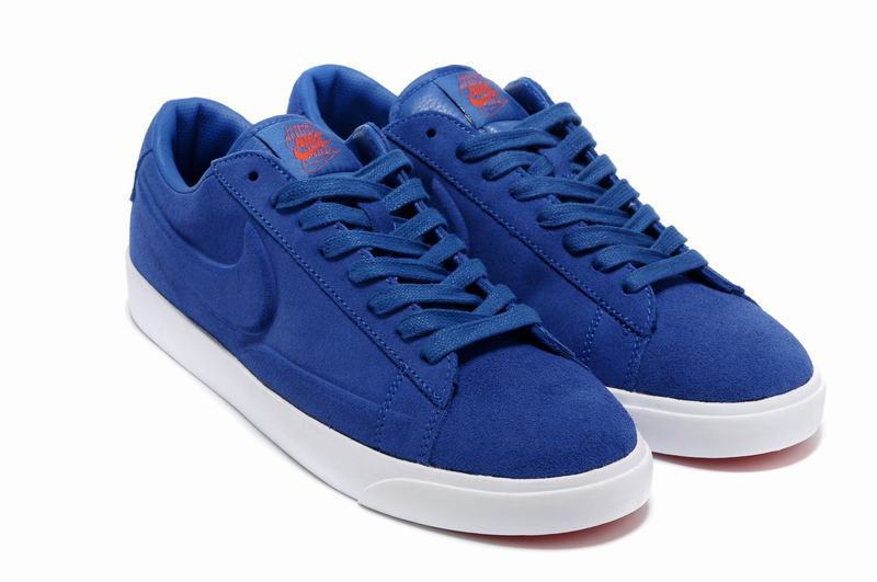 Chaussure Basket Nike Blazer Low Pour Homme en Bleu